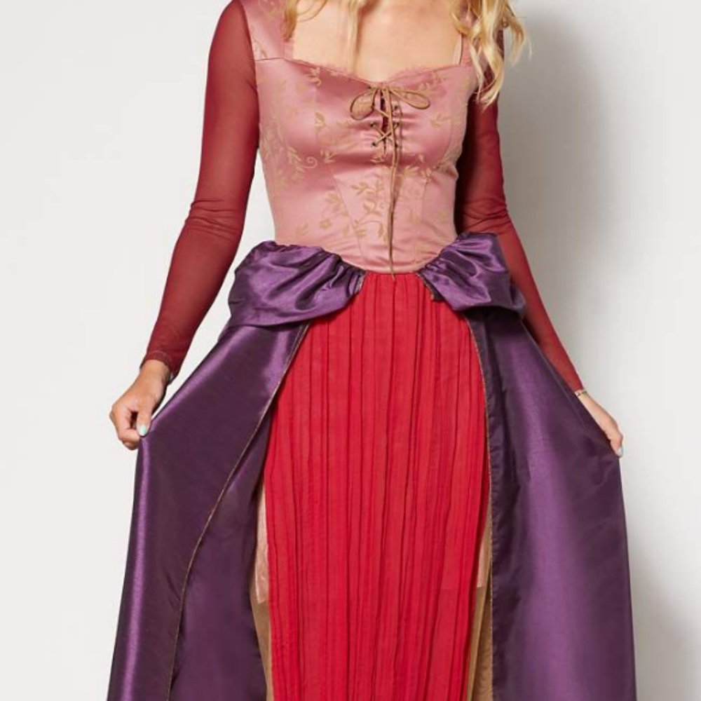 Sarah Sanderson Halloween Costume